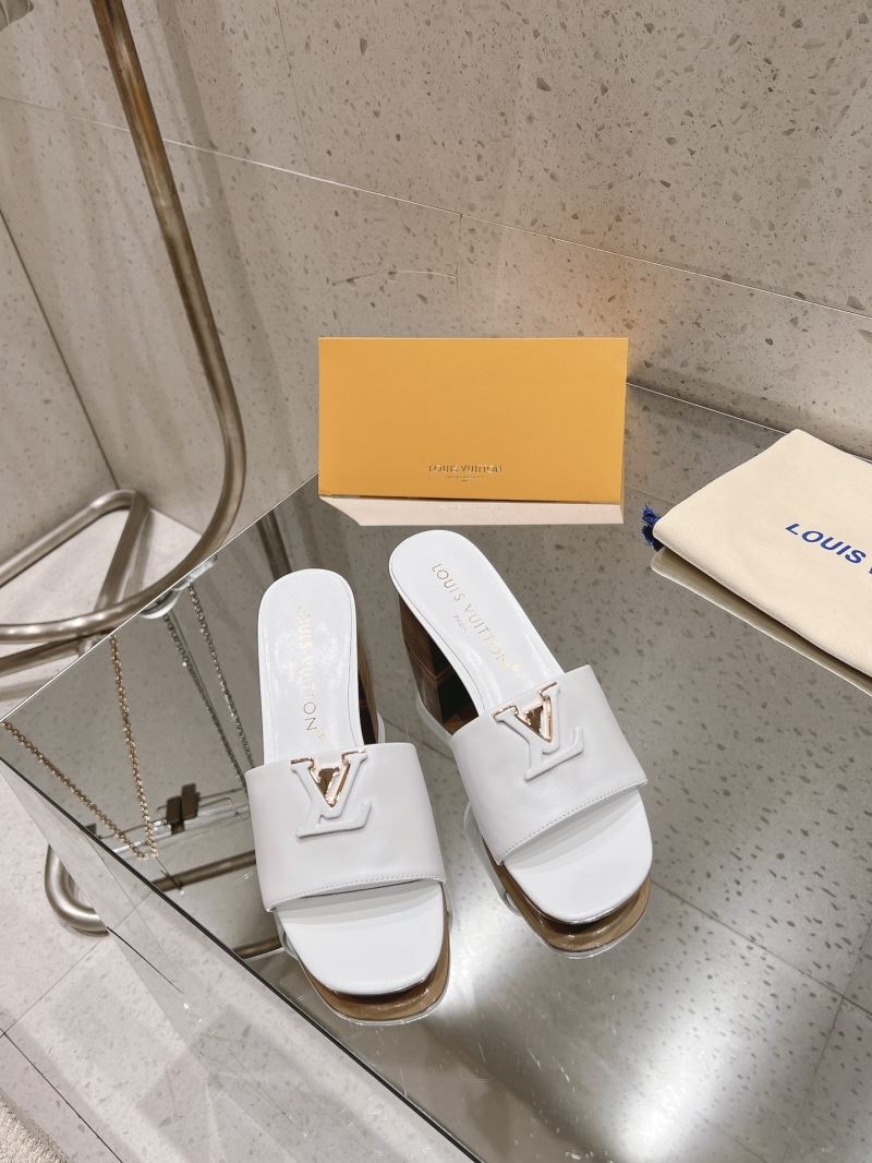 Louis Vuitton Slippers